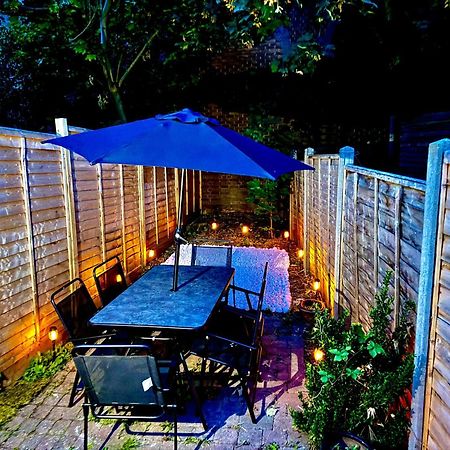 Three Bedroom House By Peacegrove Homes Short Lets & Serviced Accommodation Brighton With Free Wifi & Pet Friendly Luaran gambar