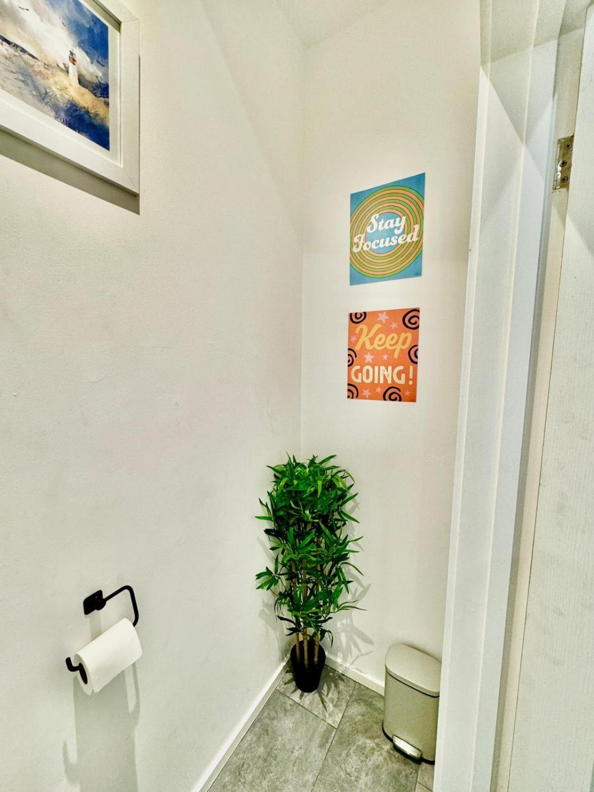 Three Bedroom House By Peacegrove Homes Short Lets & Serviced Accommodation Brighton With Free Wifi & Pet Friendly Luaran gambar