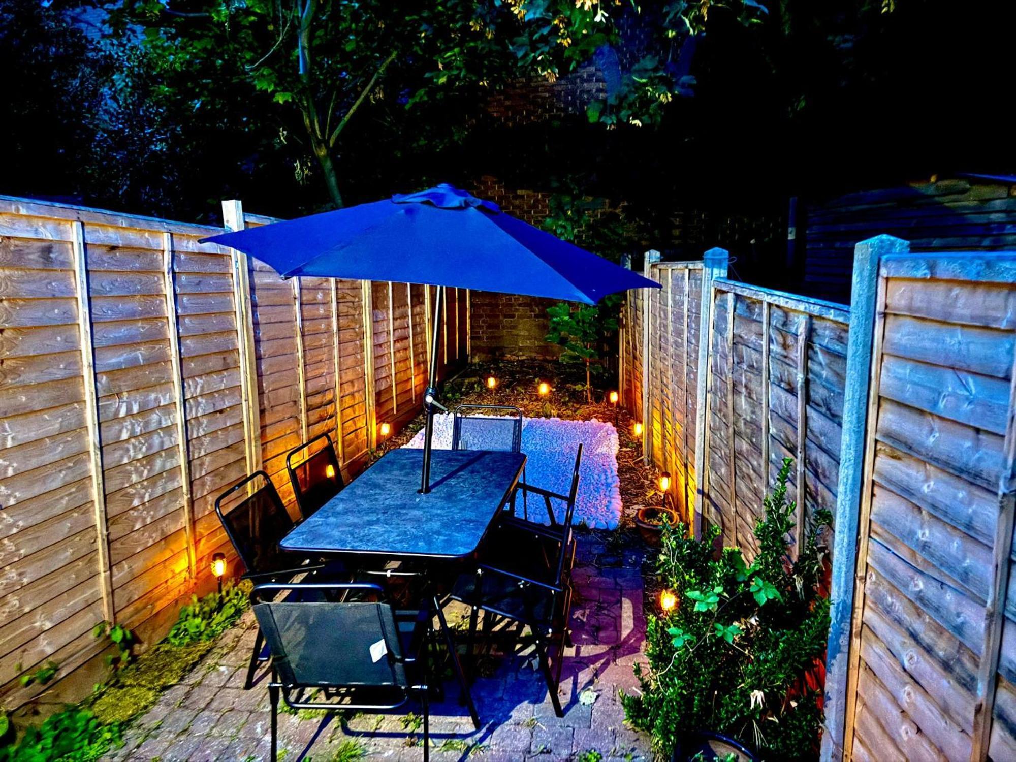 Three Bedroom House By Peacegrove Homes Short Lets & Serviced Accommodation Brighton With Free Wifi & Pet Friendly Luaran gambar