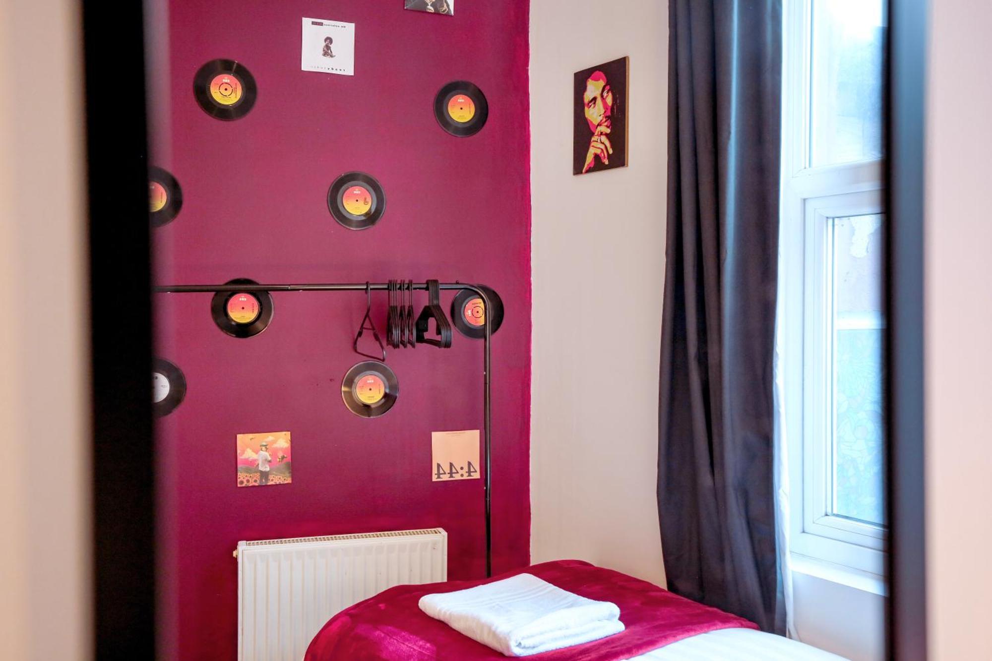 Three Bedroom House By Peacegrove Homes Short Lets & Serviced Accommodation Brighton With Free Wifi & Pet Friendly Luaran gambar
