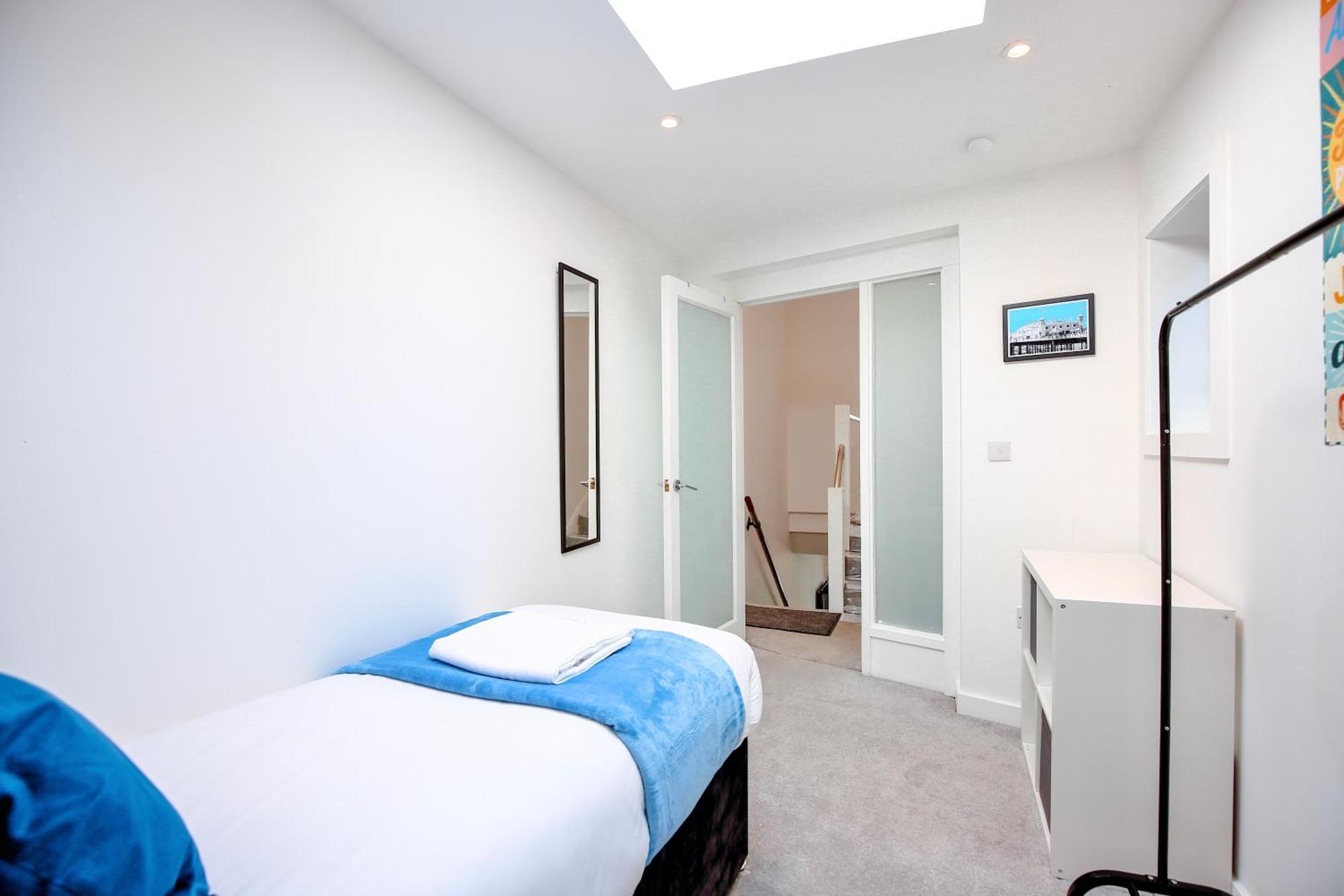 Three Bedroom House By Peacegrove Homes Short Lets & Serviced Accommodation Brighton With Free Wifi & Pet Friendly Luaran gambar